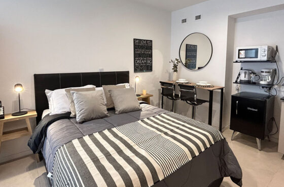 Departamento monoambiente en Monserrat (Balcarce 379 – 612)
