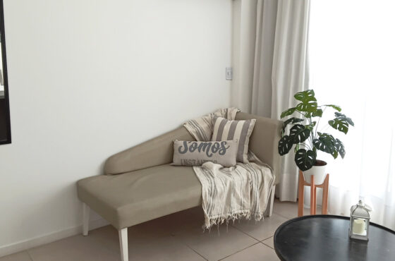 Departamento monoambiente en Monserrat (Balcarce 379 – 708)