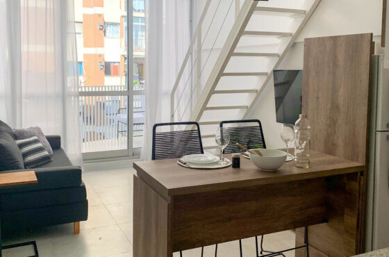 Departamento triplex en San Telmo (Bolivar 808 – 811)