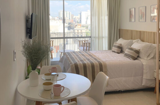 Departamento monoambiente en San Telmo (Bolivar 808 – 715)