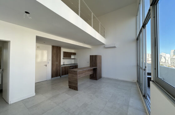 Departamento duplex en San Telmo (Bolivar 808 – 806)