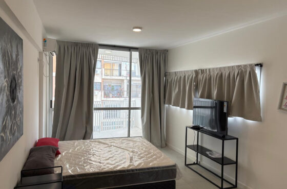 Departamento monoambiente en San Telmo (Bolivar 808 – 610)